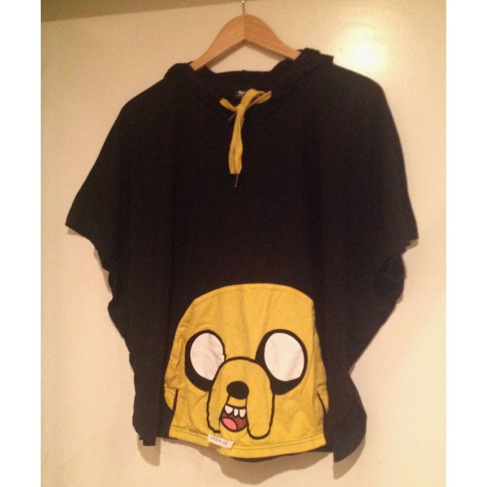 10% OFF FS ITEM64	CN Cartoon Network	Black shirt w/ hooter cap